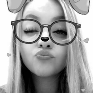 Meet your Posher, Mayra